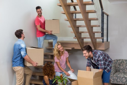 Student moving service for Hampstead homes, flats, and halls