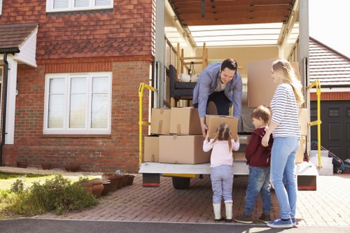 Flexible van and mover service for Hampstead homes and offices